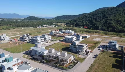 Casa à venda, 181 m² por R$ 1.990.000,00 - Rio Tavares - Florianópolis/SC
