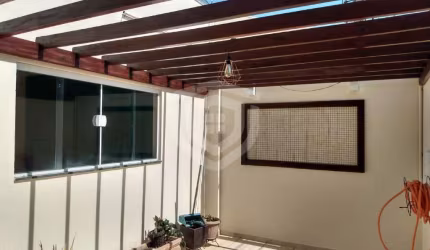 CASA JARDIM REDENTOR | 3 QUARTOS | 1 SUÍTE | 1 SALA | 2 VAGAS | ÓTIMA LOCALIZAÇÃO