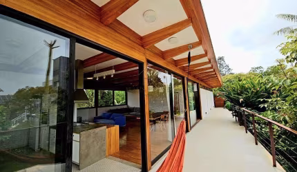 Casa à venda e para alugar em Ibiúna, Centro, com 3 quartos, com 384.15 m²
