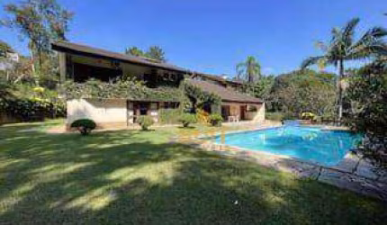 Excelente Casa Contemporânea com 5 Suítes, 11 Vagas de Garagem, Piscina Gourmet - Vila Santo Antônio - Cotia/SP com Suit Imóveis (11) 94584-8250
