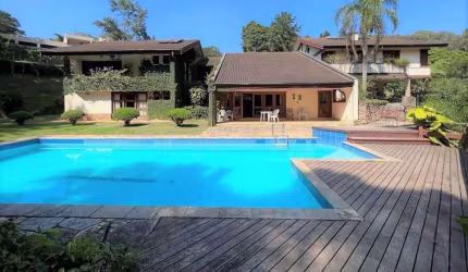 Sobrado com 5 dormitórios à venda, 981 m² por R$ 4.600.000 - Vila Santo Antônio - Cotia/SP! Contato: Suit (11) 94584-8250