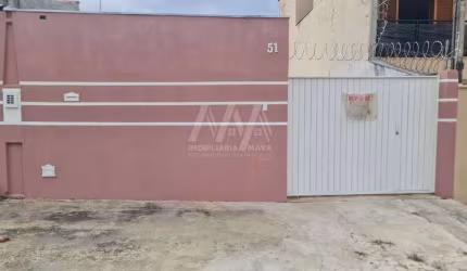 Casa para Venda em Sorocaba, Wanel Ville, 2 dormitórios, 1 suíte, 2 banheiros, 3 vagas