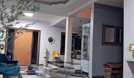Casa à venda no bairro Goiânia 2 em Goiânia/GO