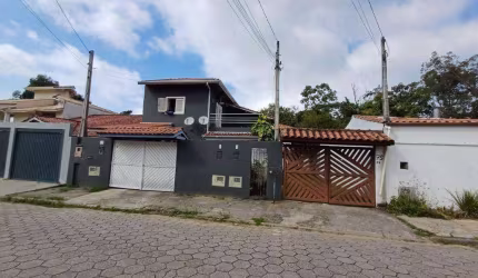 Casa com 2 dormitórios à venda, 262 m² por R$ 1.200.000,00 - São Francisco - São Sebastião/SP