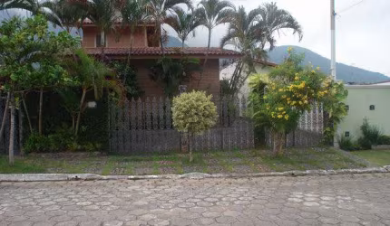Casa com 3 dormitórios à venda - Angra de São Francisco - São Sebastião/SP