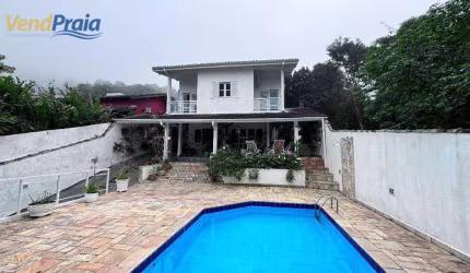 Casa no Guaecá com vista para o mar