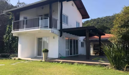 Casa 4 quartos em Zé Amândio  -  Bombinhas SC