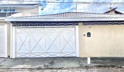 Casa térrea a venda no Jardim das Industrias