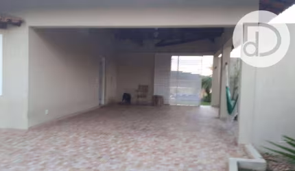 Casa com 4 dormitórios à venda, 334 m² por R$ 1.390.000,00 - Residencial Recanto dos Canjaranas - Vinhedo/SP