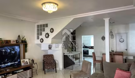 Casa Condomínio em Jacareí