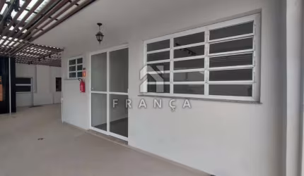 VILLAGE MALL - JARDIM SANTA MARIA