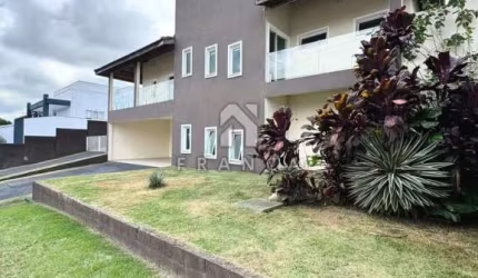 Ampla casa a venda ou Locação com 3 dormitórios no Condomínio Terras de Santa Helena