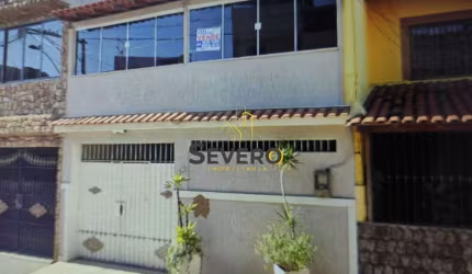 Casa 3 quartos no Camarão