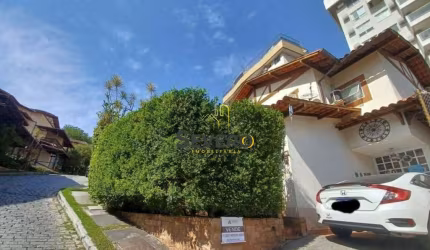 Casa em Condomínio fechado