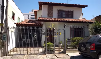 Casa de 4 quartos em Condomínio no Centro de São Gonçalo