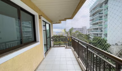 Apartamento de 3 quartos com suíte e 2 vagas em Boa Viagem Niterói
