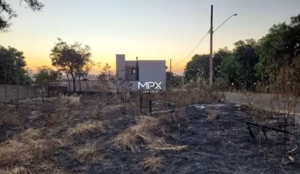 Terreno à venda no Jardim Noiva da Colina, Piracicaba  por R$ 480.000