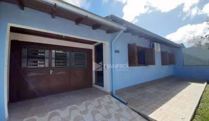 Casa com 2 dormitórios para alugar, 160 m² por R$ 2.180,57/mês - Aparecida - Alvorada/RS