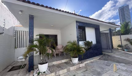 Casa com 3 dormitórios à venda, 179 m² por R$ 950.000,00 - Manaíra - João Pessoa/PB