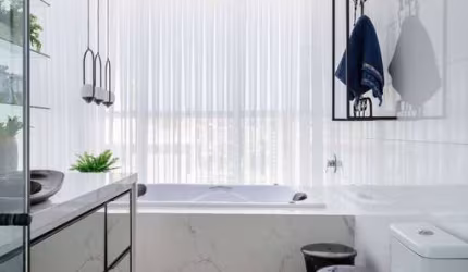 Cobertura à venda, no Condomínio Aguas Cristalinas,  em Itapema, Meia Praia, com 5 quartos, 380m²