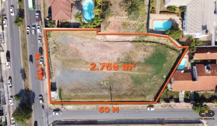 Terreno com mais de 2.700 m², 2 frentes e a poucos metros da Av. Miguel Sutil