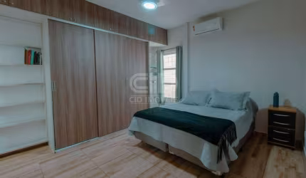 Casa com quatro quartos no bairro Jardim Universitário