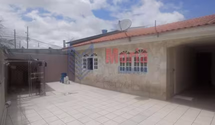 Casa com 4 quartos à venda na Rua Graciliano Ramos, 518, Guarani, Colombo, 152 m2 por R$ 600.000