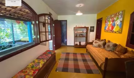 Casa Padrão para Venda em Santo Antônio Duque de Caxias-RJ