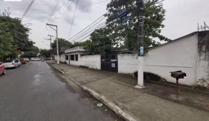 Casa Padrão para Venda em Vila Santa Cruz Duque de Caxias-RJ