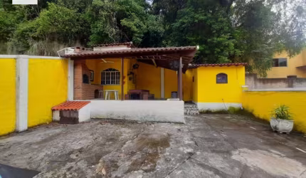 Casa Duplex para Venda em Jardim Primavera Duque de Caxias-RJ