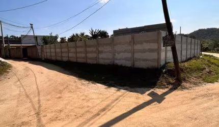 TERRENO EM XERÉM 200M2