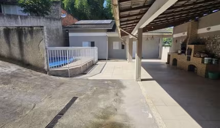 Casa à venda no bairro Chácaras Arcampo - Duque de Caxias/RJ