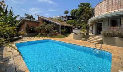 Sobrado com 3 dormitórios à venda, 314 m² por R$ 3.400.000,00 - Granja Viana - Cotia/SP