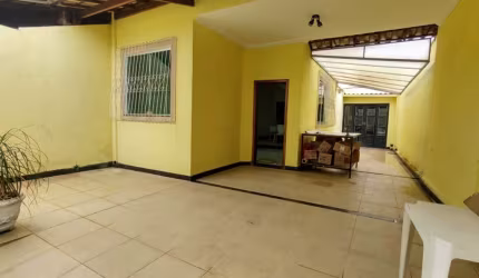 Casa com 3 quartos à venda na Rua Norte, 100, Santa Branca, Belo Horizonte por R$ 750.000