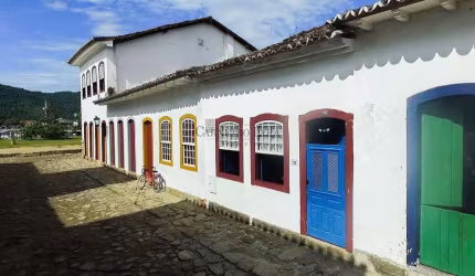 Casa antiga com 2 dormitórios, Centro Historico, Paraty, RJ