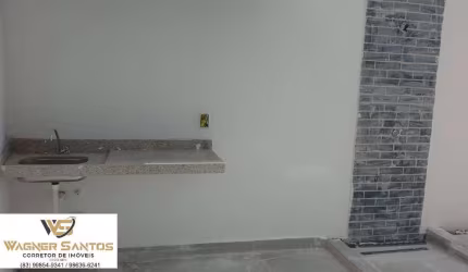 apartamento primeiro andar com varanda