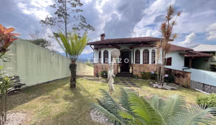 Casa à venda, 3 quartos, 1 suíte, 6 vagas, Fazendinha - Teresópolis/RJ
