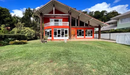 Casa em condomínio com 4 suítes venda, 615m² por R$4.000.000,00 - Quebra Frascos - Teresópolis/Rj - Código - 3526