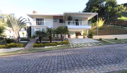 Casa em condomínio mobiliada para locação, 4 quartos, 225m² - Quebra Frascos