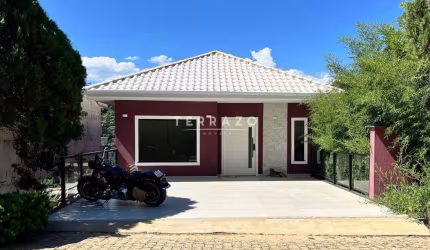 Casa à venda, 3 quartos, 3 suítes, 2 vagas, Albuquerque - Teresópolis/RJ