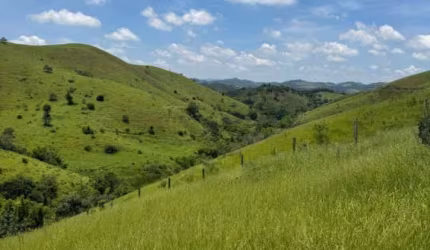 Terreno de 1.000 m² à Venda em Guararema - SP!