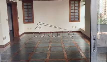 Apartamento à venda no Edifício Saint Laurent com 280m² | 3 suítes com sacada e 4 vagas de garagem.