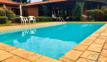 Casa com 4 dormitórios à venda, 600 m² por R$ 1.800.000,00 - Jacaré - Cabreúva/SP