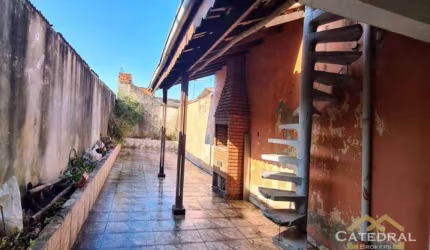 Sobrado com 4 dormitórios à venda, 256 m² por R$ 770.000,00 - Centro - Jundiaí/SP