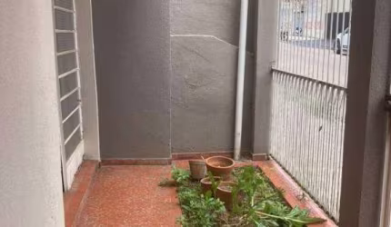 Sobrado com 2 dormitórios à venda, 109 m² por R$ 425.000,00 - Anhangabaú - Jundiaí/SP