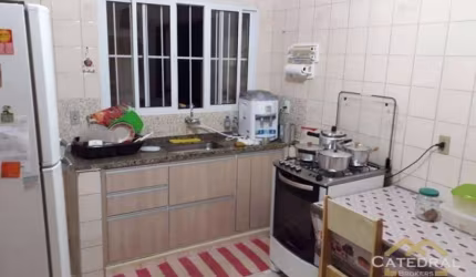 Casa com 2 dormitórios à venda, 220 m² por R$ 375.000,00 - Vila Nambi - Jundiaí/SP