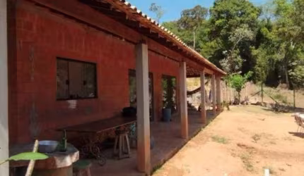Chácara com 3 dormitórios à venda, 715 m² por R$ 650.000,00 - Jardim Sagrado Coração de Jesus - Jundiaí/SP