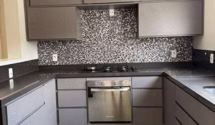 Sobrado com 3 dormitórios à venda, 140 m² por R$ 1.336.000,00 - Engordadouro - Jundiaí/SP