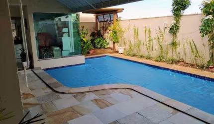 Casa no condomínio Paradiso Ecológico disponível para venda em Uberlândia-MG