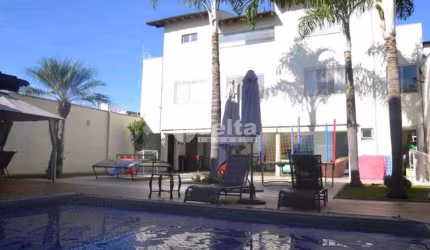Casa residencial disponível para venda no bairro Jardim Colina em Uberlândia-MG
